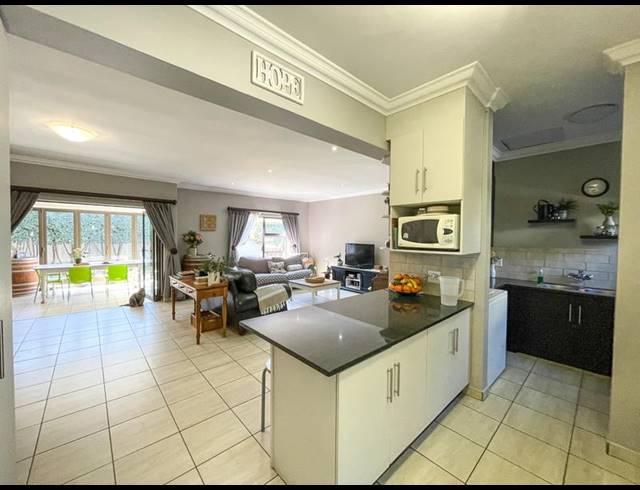 3 BEDROOM PROPERTY TO RENT IN MIDLANDS ESTATE